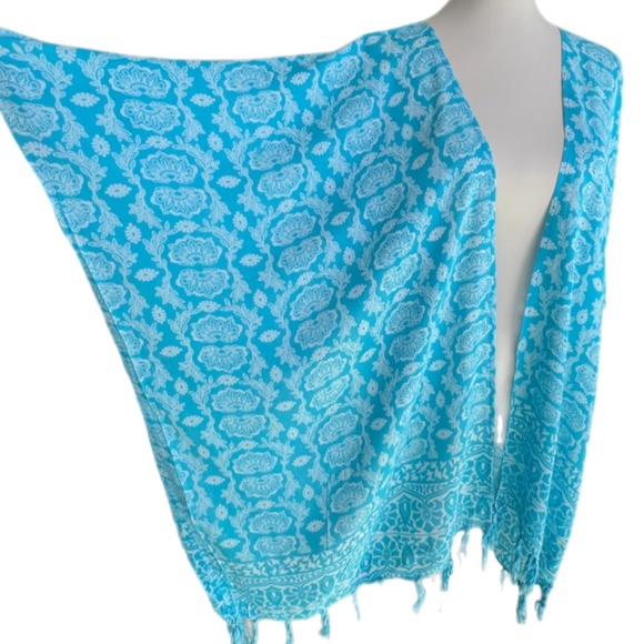 0130/ Blue & White Cardigan Outer, Rayon Top - Picture 5 of 7